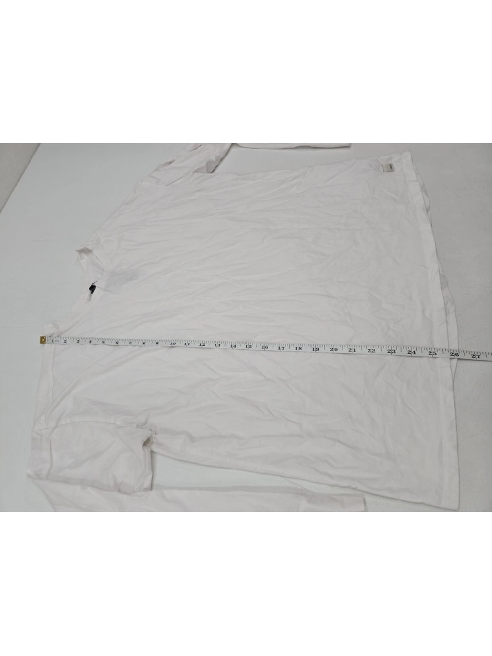 VUORI Long-Sleeve Feather Tee White Size M Womens - Picture 6 of 6